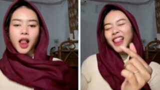 Cewek Jilboobs Lagi Sange Kobel Meki Tembem